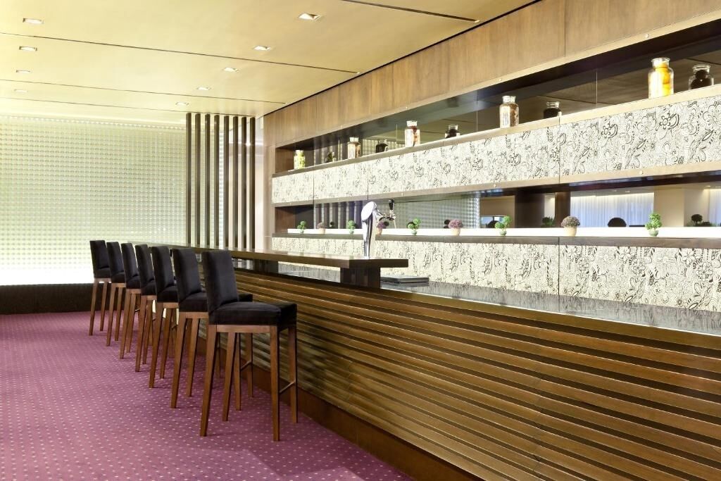 酒吧（店内）