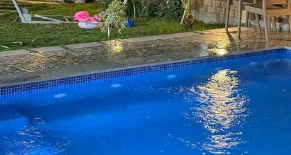 Quiet villa in Bizerte with a pool, 3 bedrooms, sleeps 10