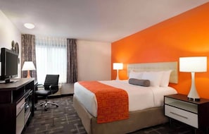 Escritorio y espacio para trabajar con laptop 
