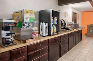 Free daily continental breakfast