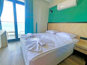 Room - The New George & Dragon Beach Hotel (Marmaris)
