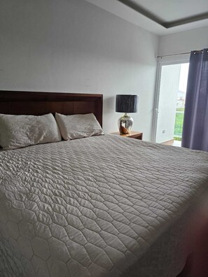WiFi, bed sheets - Vrbo Property (Mazatlán)