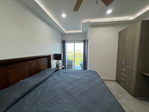 WiFi, bed sheets - Vrbo Property (Mazatlán)