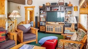 TV, fireplace, DVD player, stereo