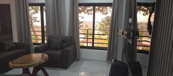 Cozy 2-bedroom house in tranquil Santa Lucia with AC