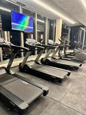 Fitness facility - Novíssimo Studio Duplex no Ibirapuera.
Predio com piscina, academia e sauna (São Paulo)