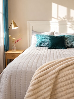 3 bedrooms, WiFi, bed sheets