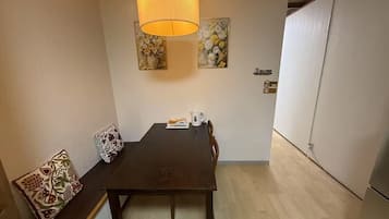 Comfort House | Dining