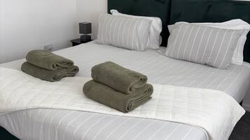 WiFi, bed sheets