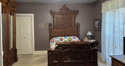 Old world charm, peace and quiet.