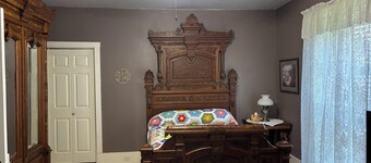 Old world charm, peace and quiet.