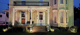 B&B, Book 1 or 2 of the bedrooms. Access to other areas available.