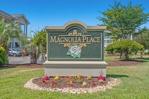 Property grounds - Peaceful Point | Golf Course Views (Myrtle Beach)