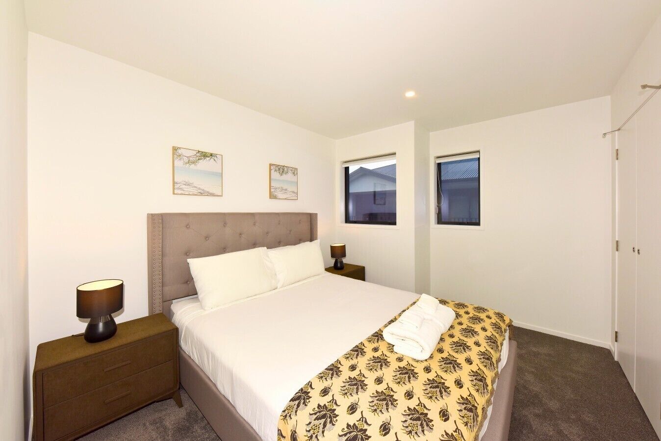 Elegant One Bedroom Christchurch Stay - West Coast