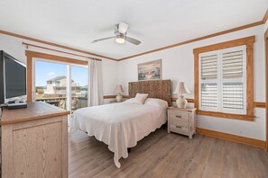 3 bedrooms, iron/ironing board, WiFi, bed sheets - New Listing:  Ocean views & ocean breeze, vacation @ Our Island In The Sun (Kitty Hawk)