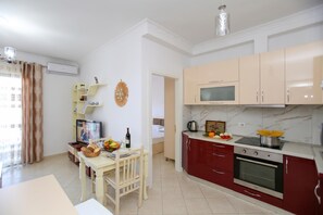 Coffee/tea maker, fridge, oven, stovetop - Sea View Seascape Apartment, Vlore, Albania (Vlore)