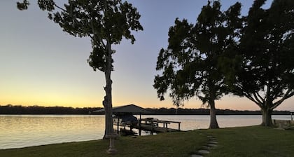 Blue River Bend Waterfront Home on the St. Johns