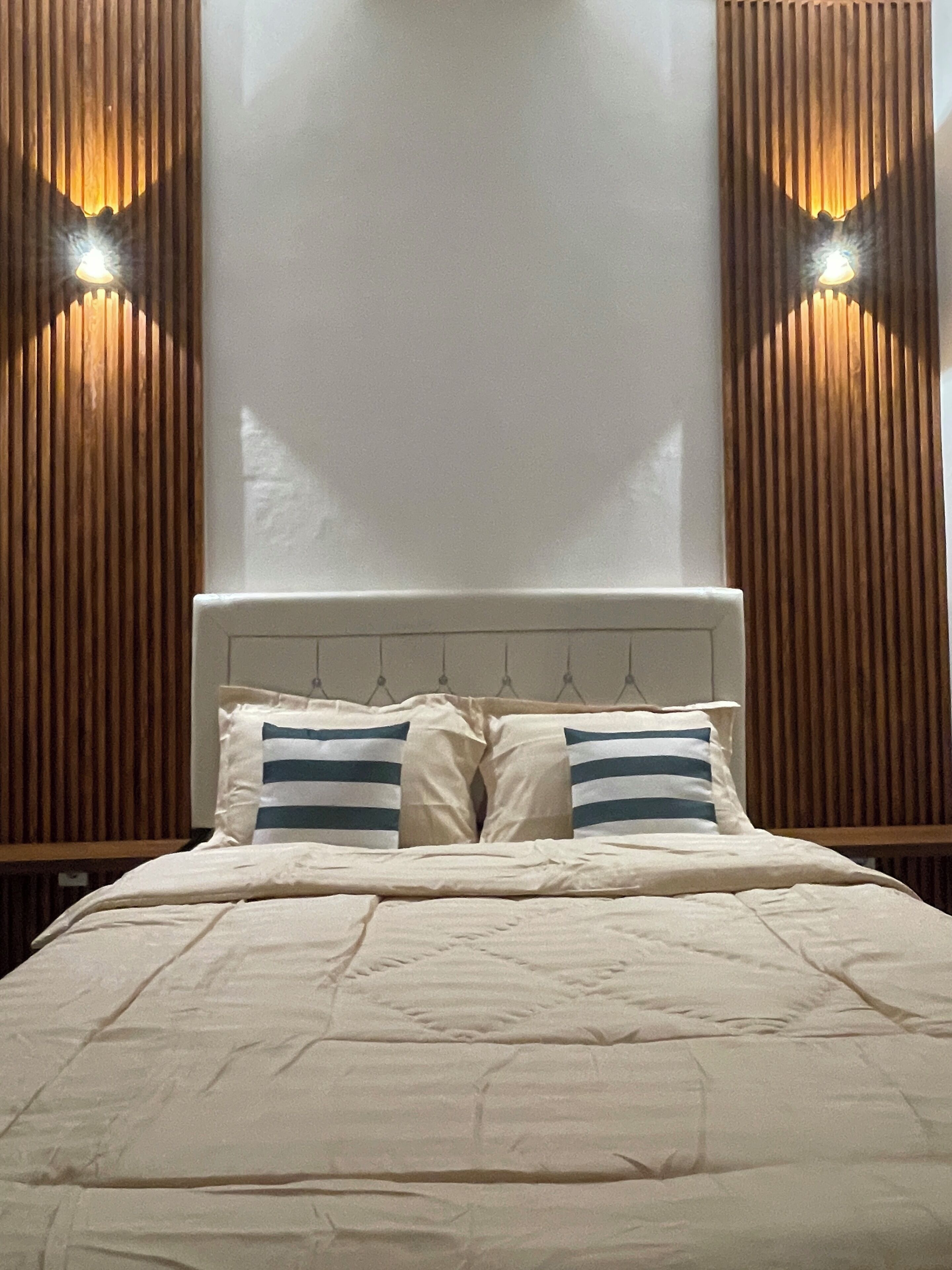 2 bedrooms, WiFi (free), bed sheets