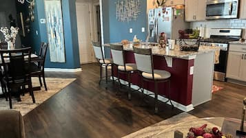 House, 3 Bedrooms, Patio | Dining room