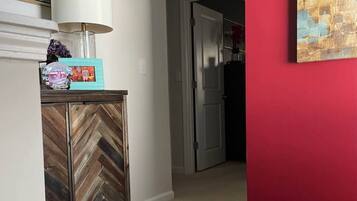 House, 3 Bedrooms, Patio | Interior