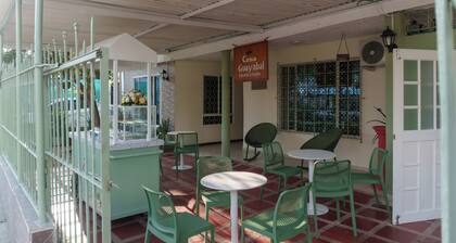 Hostal Casa guayabal