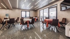 Dining - Relax Inn Hotel (Durrës)