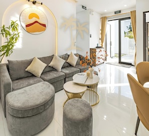 Interior - Terra Calm Mountain View Villa Da Nang (Son Tra)