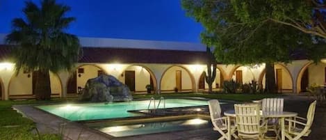 Pool
