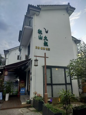Chi tiết ngoại thất