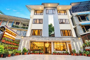 Exterior - Hotel Royal Inn Gangtok  (Gangtok)