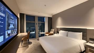 Luxury Double Room, City View | Desk, blackout drapes, iron/ironing board (on request), WiFi (free)