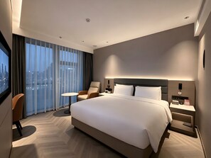 Luxury Double Room, City View | Desk, blackout curtains, iron/ironing board, free WiFi - PALACE Hotel（Hangzhou Huayin Tower Hangzhou City University） (Hangzhou)