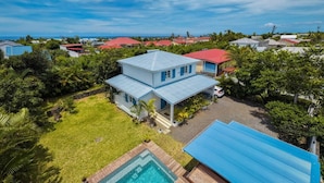 Exterior - Villa with private pool and outdoor kitchen for 8 people (Saint-André)