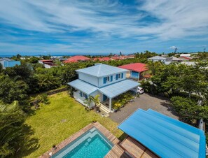 Exterior - Villa with private pool and outdoor kitchen for 8 people (Saint-André)