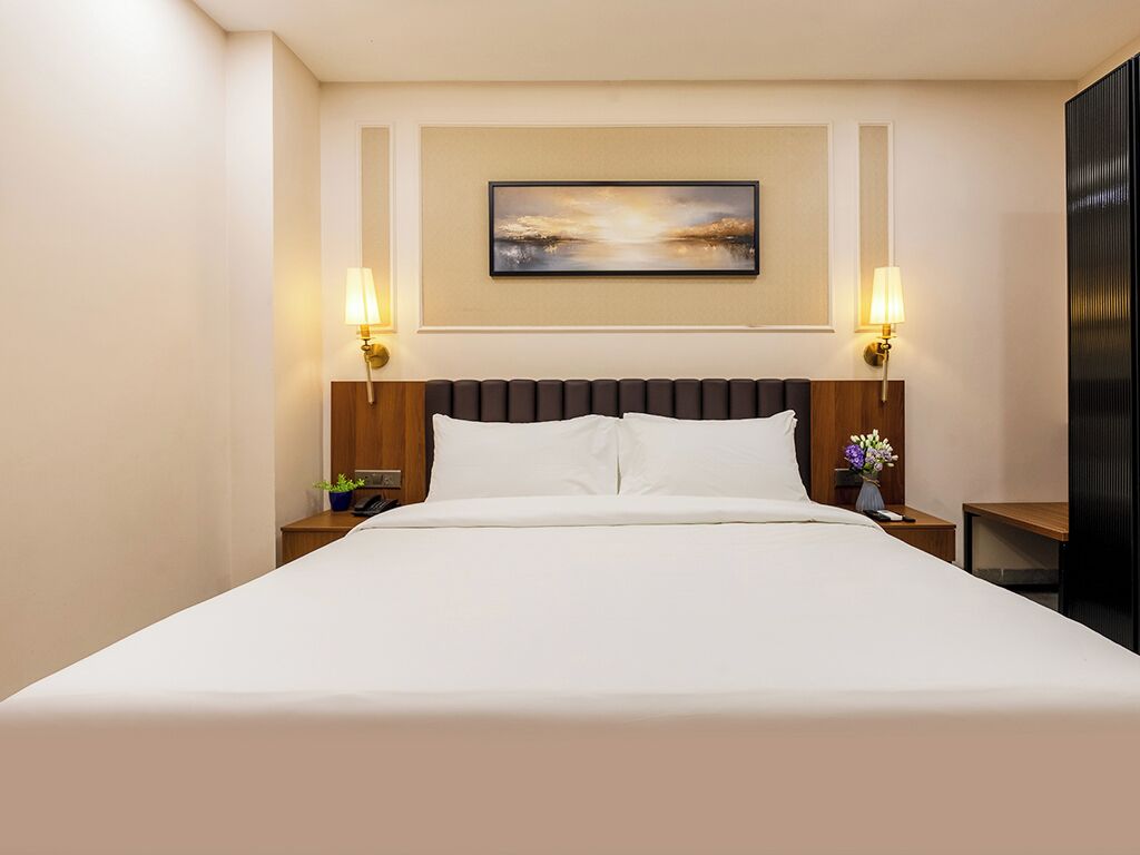 Standard Double Room, City View