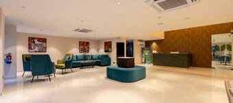 Saltstayz Premier - Sector 28 Faridabad
