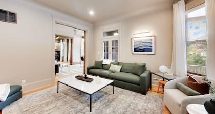 The Reunion House: Moody Flat Unit!