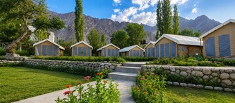 Ldazes camp hunder Nubra