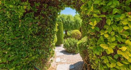Villa Soteria - sleeps 8 guests in 4 bedrooms