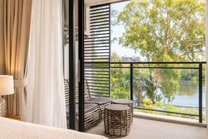 Room - Modern 2-Bedroom Apartment at Cassia Phuket (Choeng Thale)