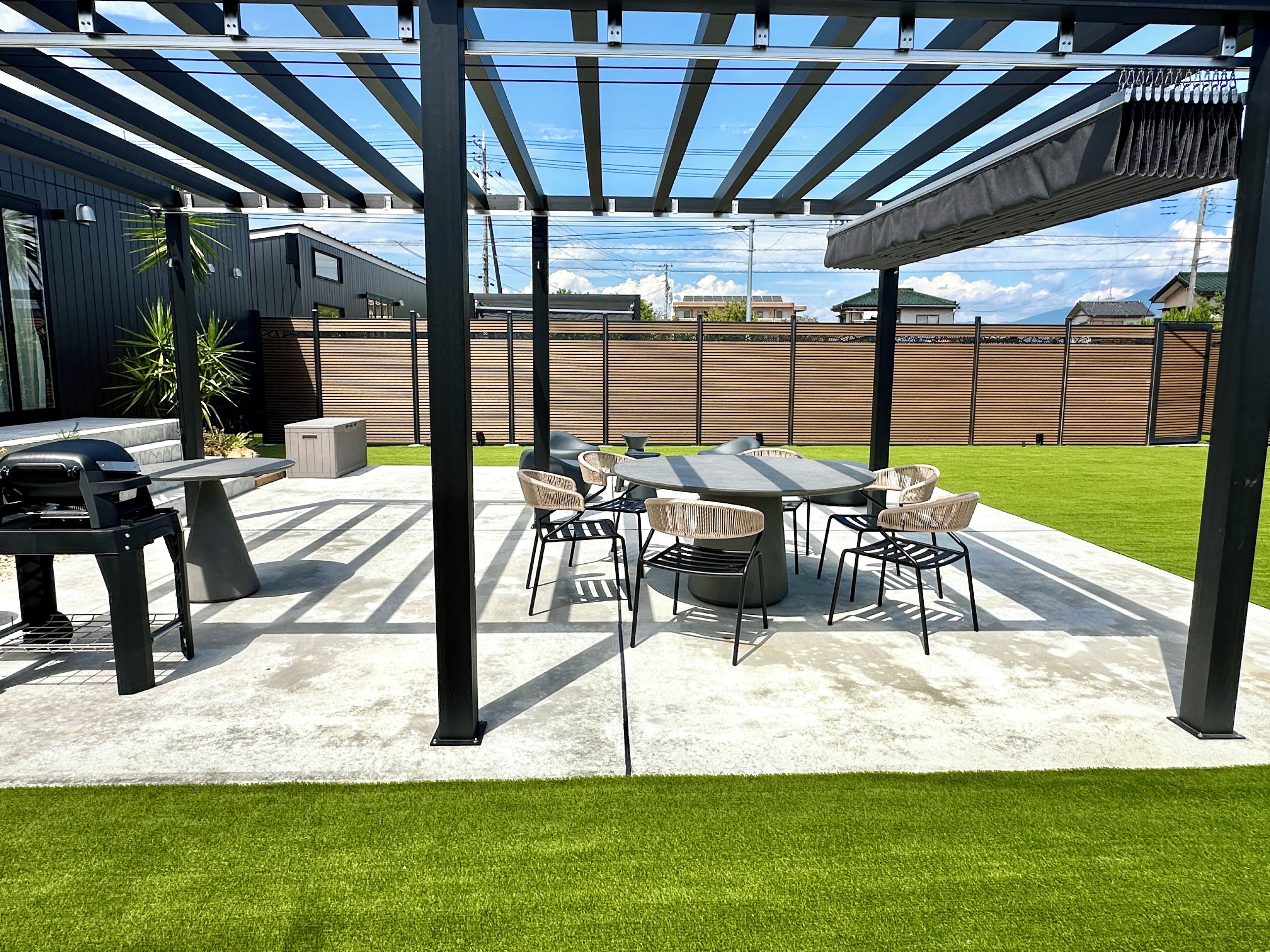 TERRA (Max 5 Guests): Private Dog Run / BBQ Grill / Fire Pit, Non Smoking | WiFi (free), individually decorated, individually furnished, bed sheets