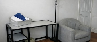 Cozy 1-bedroom apt in a house with AC in wonderful West Jordan
