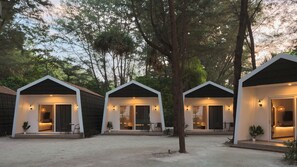 Exterior - Batumera (Payung Besar Island)