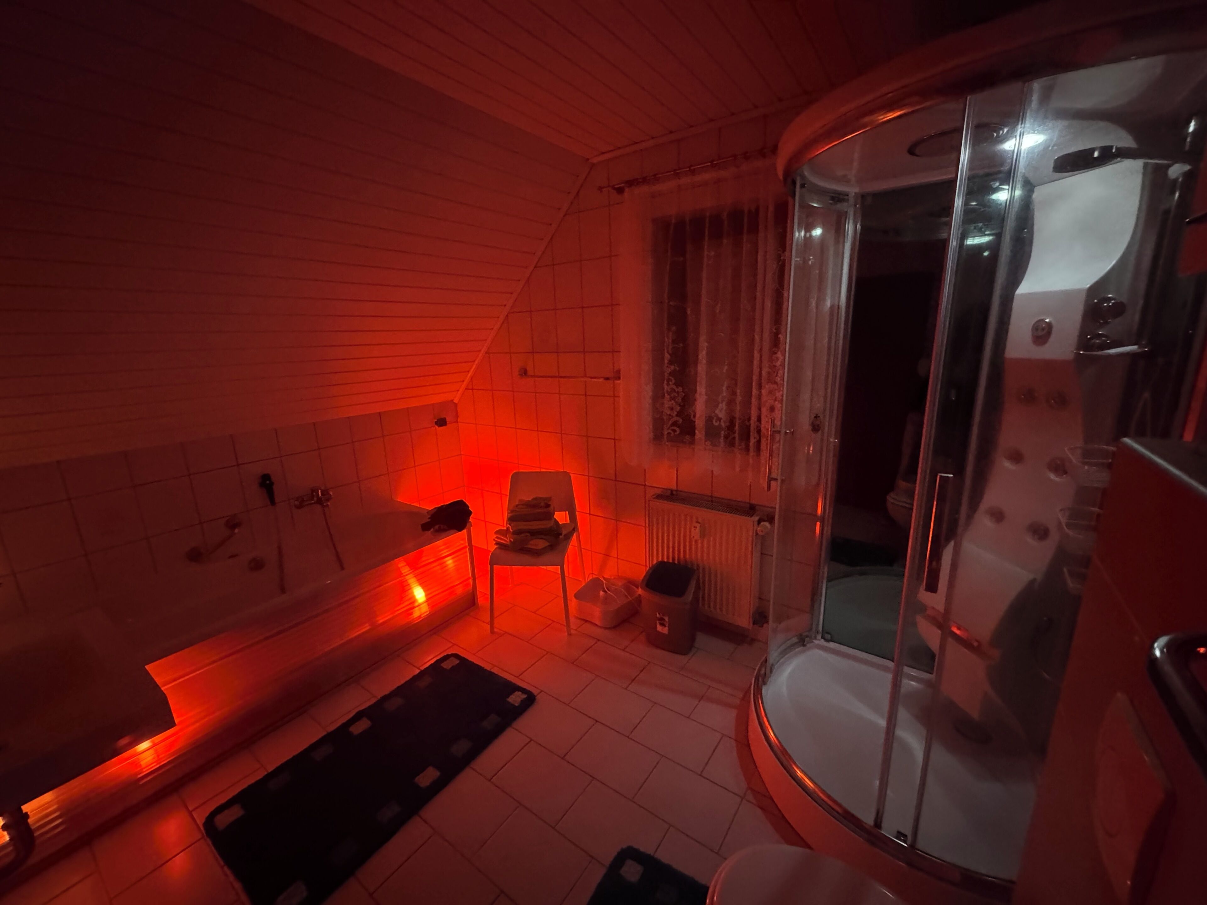 Boblebadekar, bidet, håndklæder, Sæbe