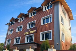 Exterior - Hotel Royal Savoy (Srinagar)
