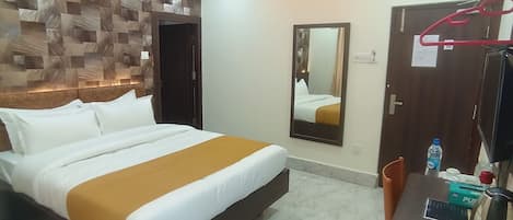 Kamar Double Deluks | Setrika/meja setrika dan Wi-Fi gratis