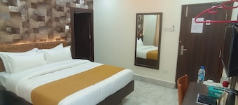 HOTEL MOUNT KAILASH