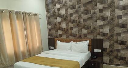 HOTEL MOUNT KAILASH