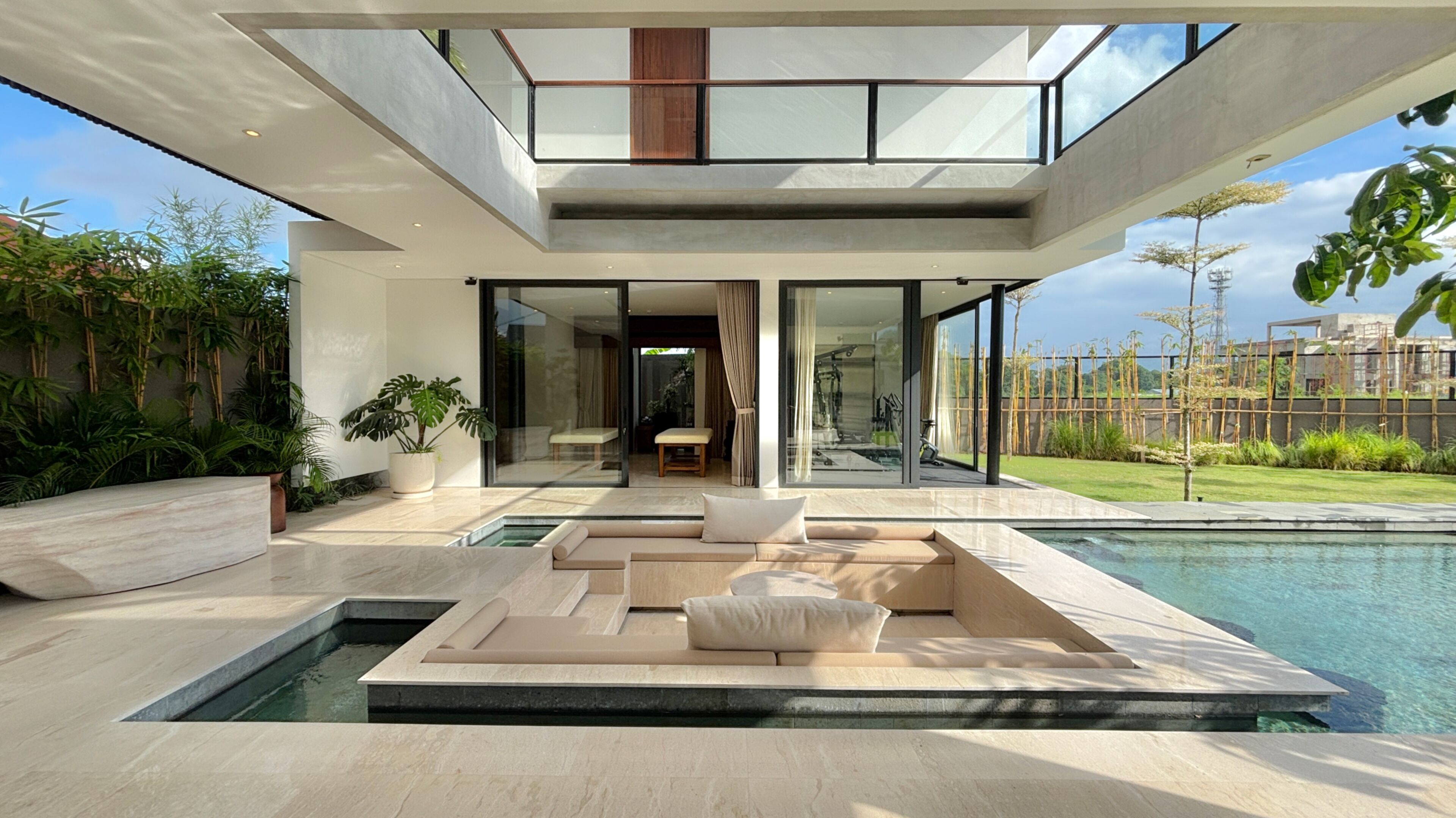 Outdoor pool, pool umbrellas, sun loungers