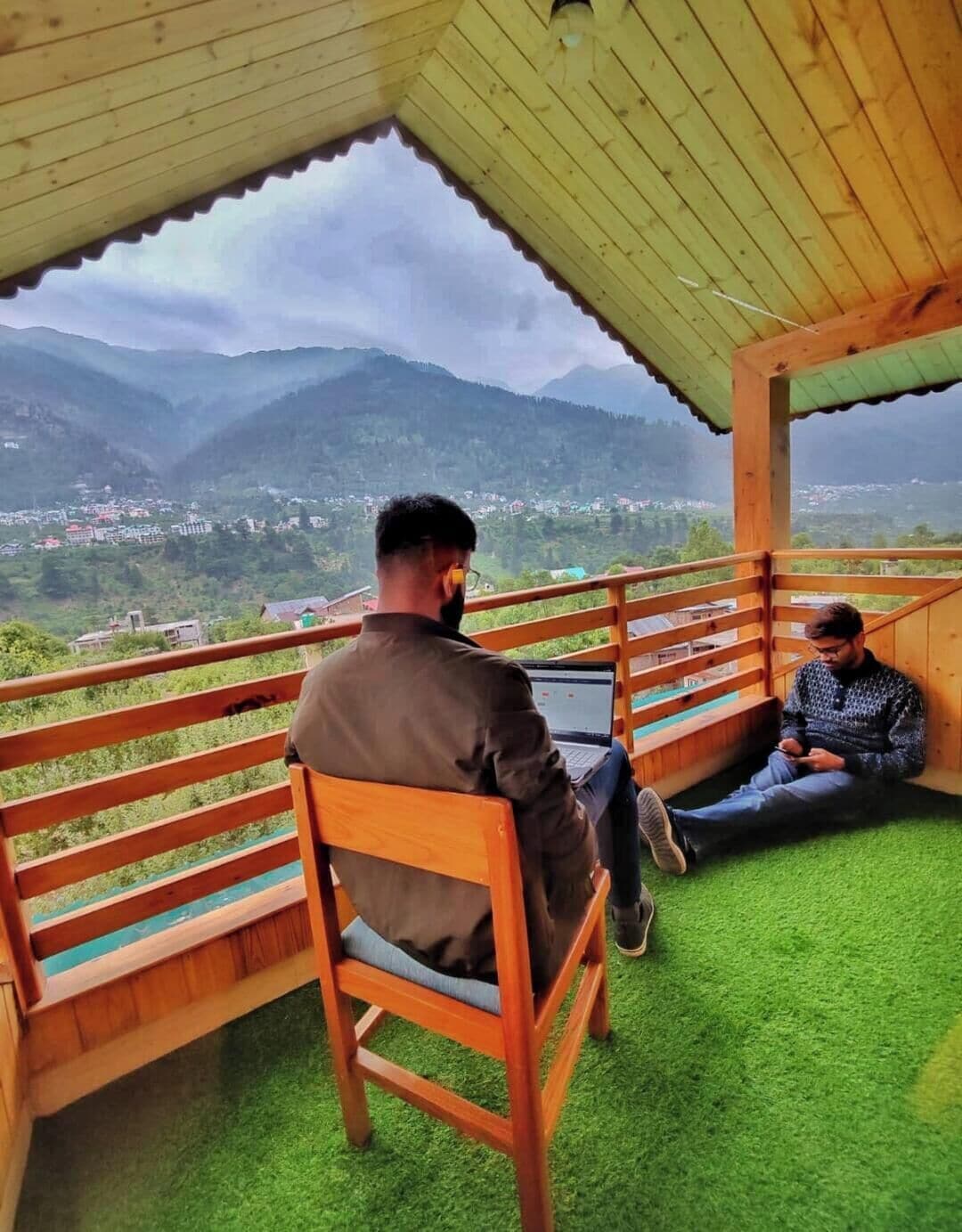 Hampta Suite With Balcony | Free WiFi